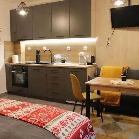 Апартамент Premium Mountain 40 Semiramida Gardens Боровец