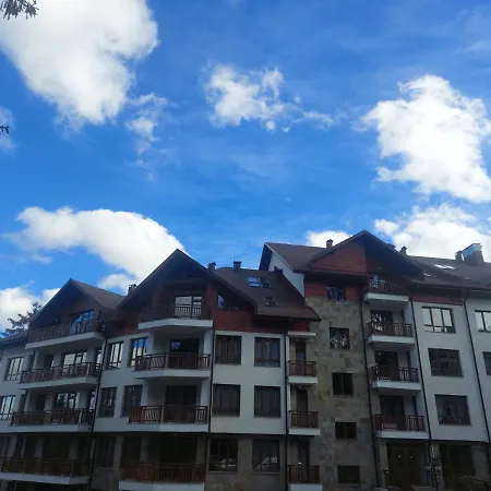 Premium Mountain 40 Semiramida Gardens Borovets