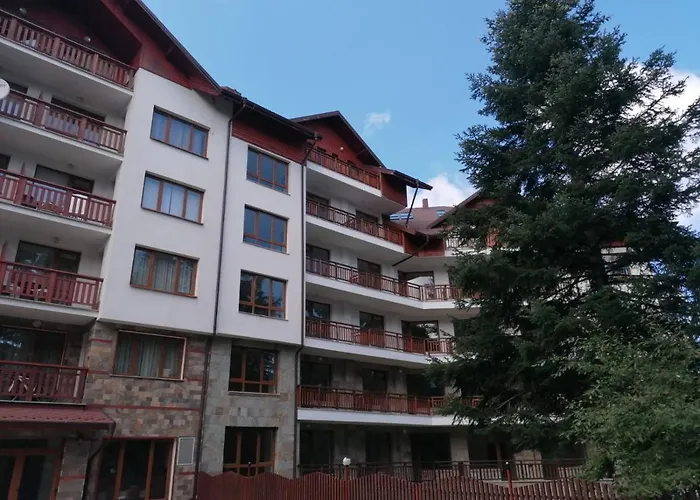 Premium Mountain 40 Semiramida Gardens