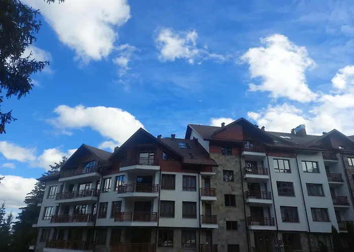 Premium Mountain 40 Semiramida Gardens Боровец