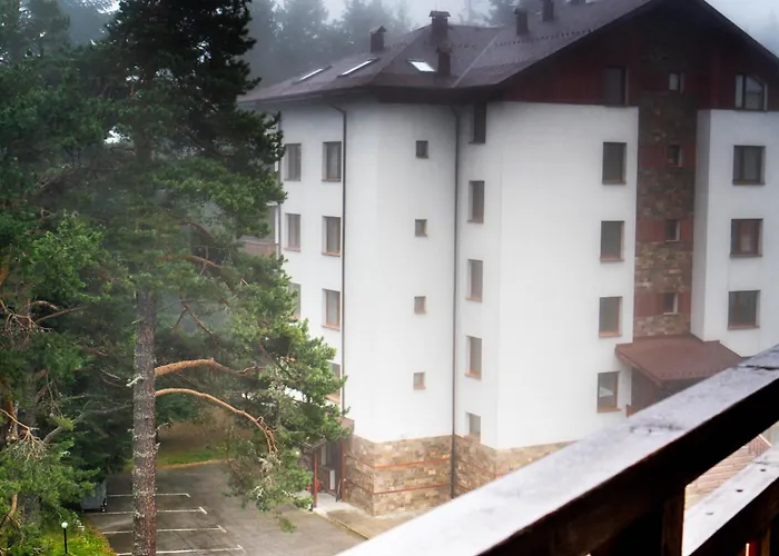 Premium Mountain 40 Semiramida Gardens *